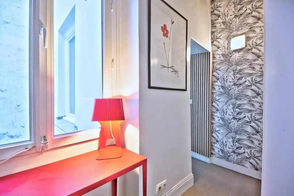 아파트 1 Bedroom Only 15 Min Walk To The Louvre